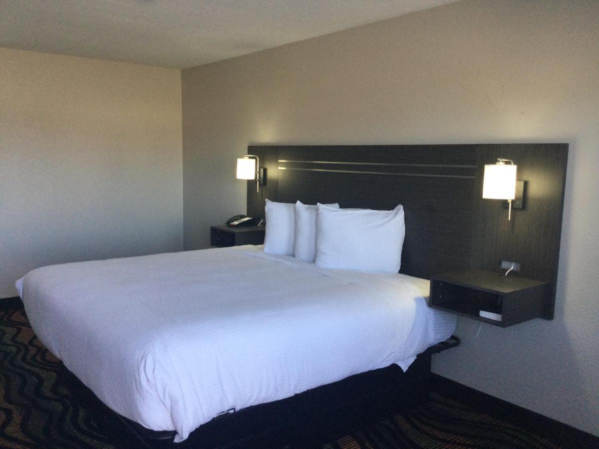Americas Best Value Inn Muskogee Exterior foto